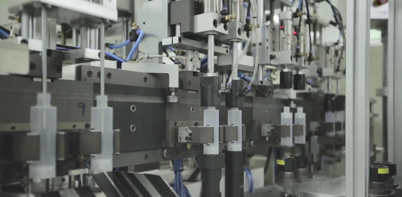 Cosmetic packaging automate assembly line